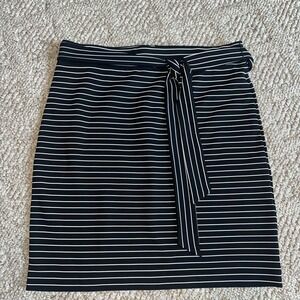 Ann Taylor Loft Pencil Skirt Womens Petite Sm Black White Striped Bow‎ Tie Waist